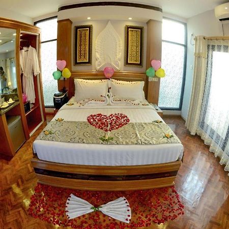 Shwe Taung Tan Hotel - Lake View Моунъюа Экстерьер фото